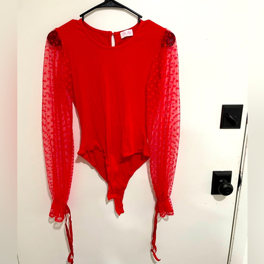 Red Pink Lily Heart Sleeve Bodysuit Size Small